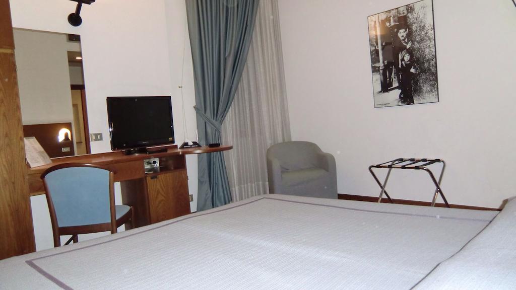 Hotel Giardino Прато Стая снимка