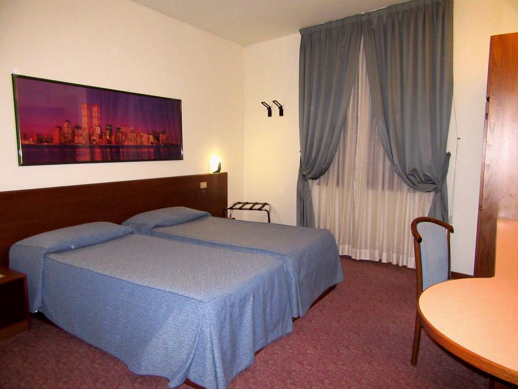 Hotel Giardino Прато Екстериор снимка
