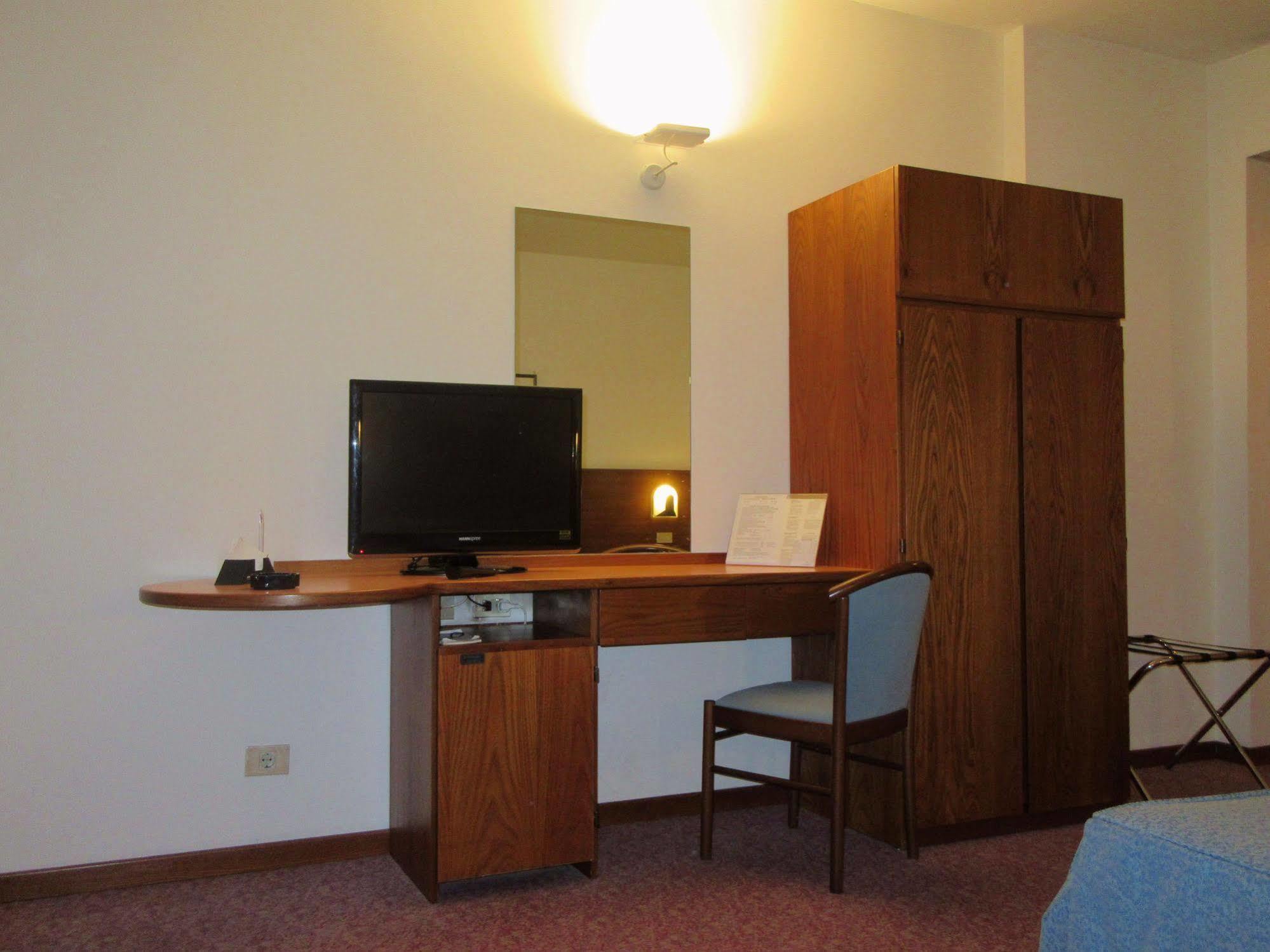 Hotel Giardino Прато Екстериор снимка
